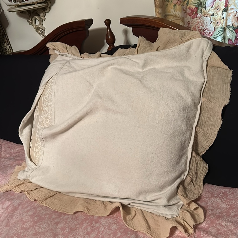 Large Ruffled Chandelier Pillow - Picture 4 of 9